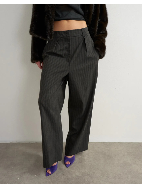 TSTASCHA PLEATED WIDE LEG TROUSERS WVN